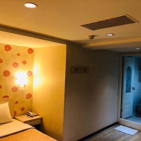 Jing Chech Hotel Kaohsiung Exterior photo